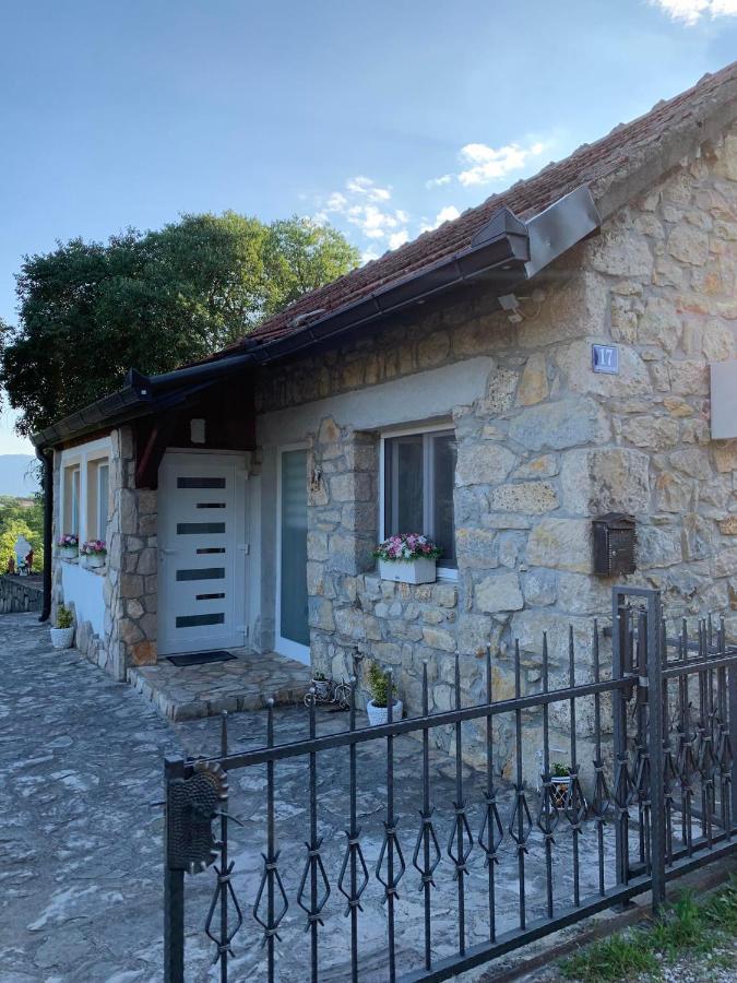 Kuca Za Iznajmljivanje Andrija Ljubuski Exterior photo
